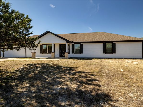 506 Brazos Hills Dr, Weatherford, TX 76087