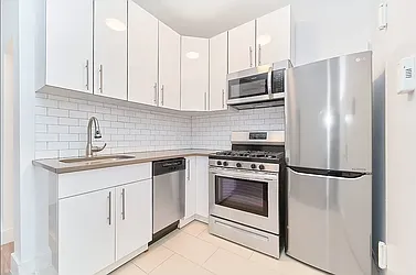 Rented by Living New York