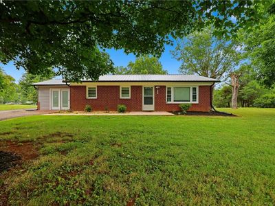 400 John McGrady Rd, North Wilkesboro, NC, 28659