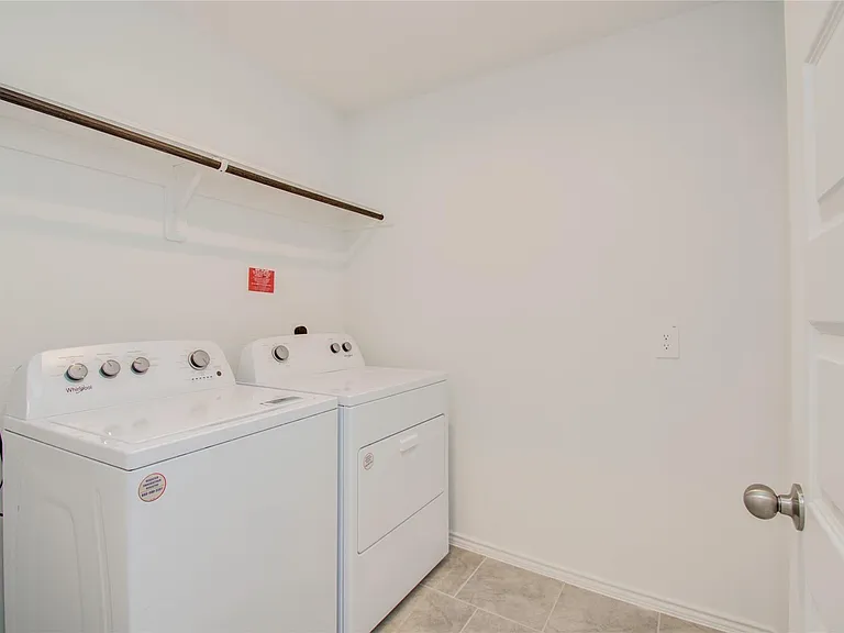 1022 Cattle Chute Ct — Photo 8