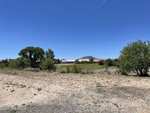 2nd image of 1922 Golf View Ln Lot 36