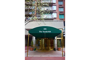Rented by Warburg