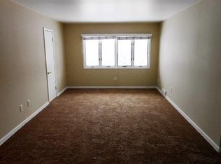 304 Center Ave APT 4, Sheboygan, WI 53081