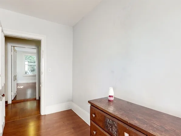 32-25 30th Street image 11 of 32