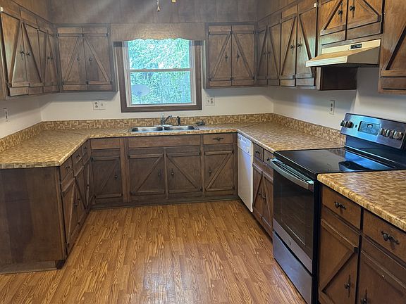 4th image of 5059 Cindy Cir NW