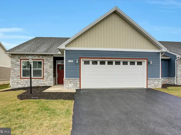 128 Cardinal Dr, Shippensburg, PA 17257