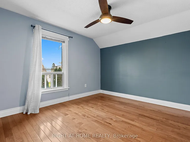 204 Beach Blvd — Photo 17