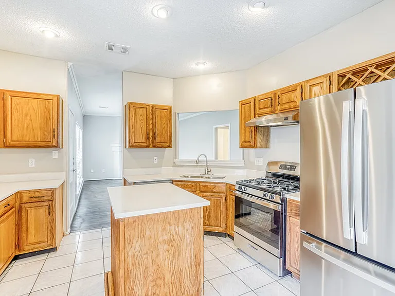 6018 Fern Hollow Ct — Photo 10