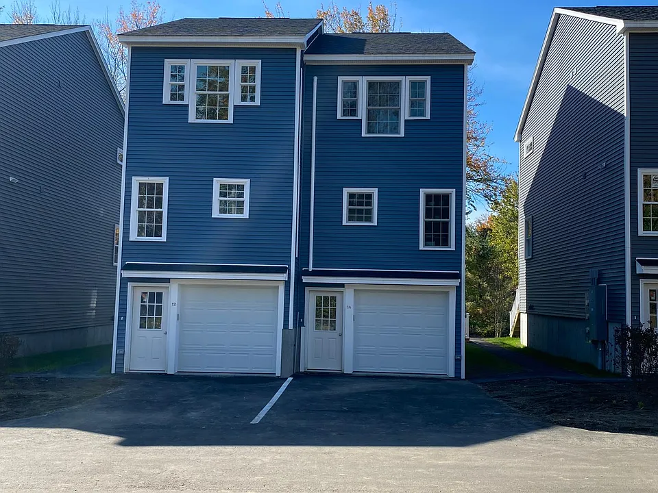12 Village Way