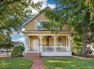 219 E Lima St, Findlay, OH 45840
