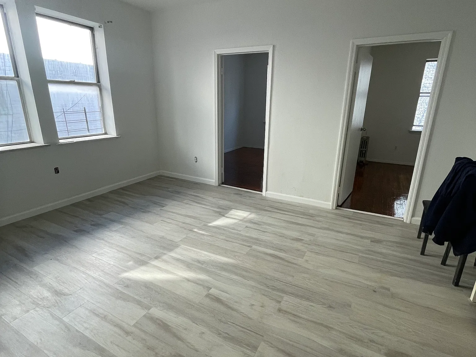 2 bed, 700 sqft, $2,700 — Photo 1
