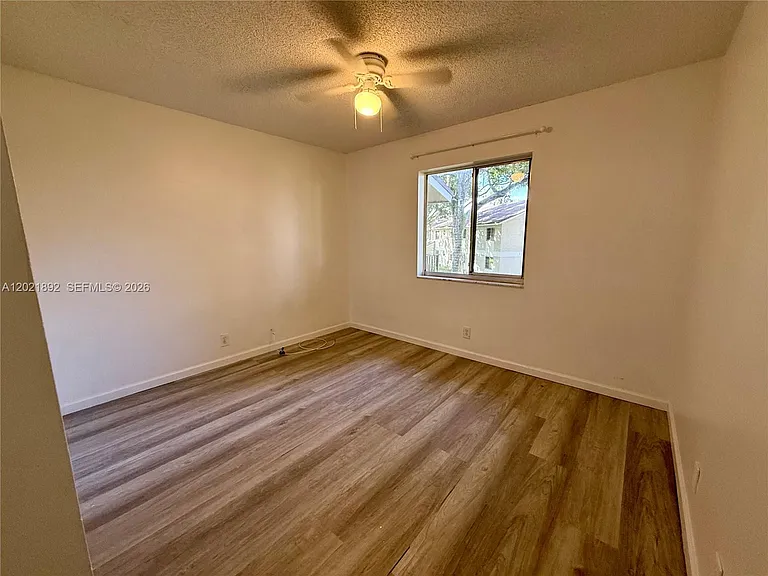 110 Gardens Dr #203 — Photo 18