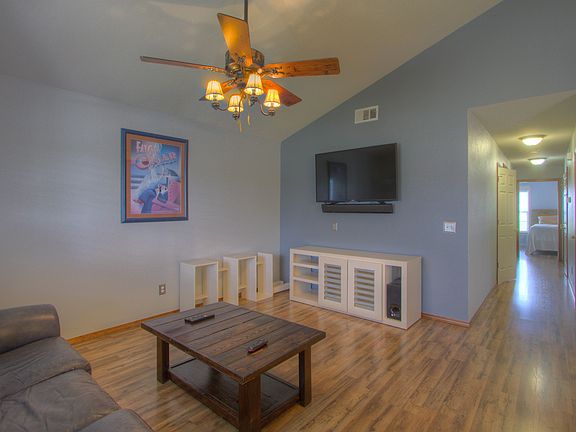 3rd image of 20921 Marsha Ln