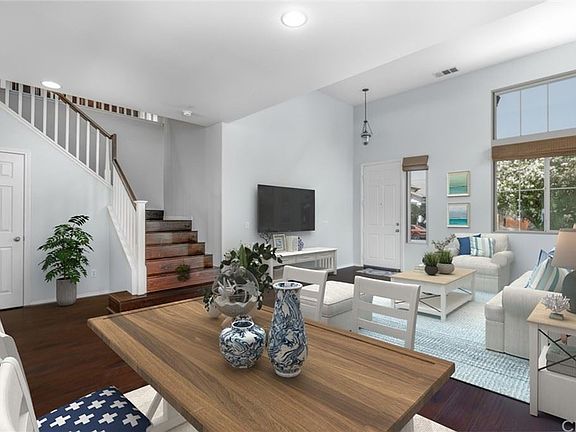 3rd image of 29837 Fox Creek Dr