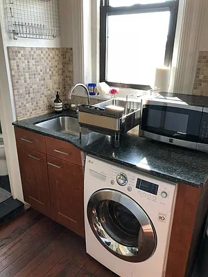 Rented by Highline Residential | media 19