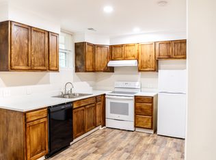 1916 2nd Dr #B, Charleston, SC 29407