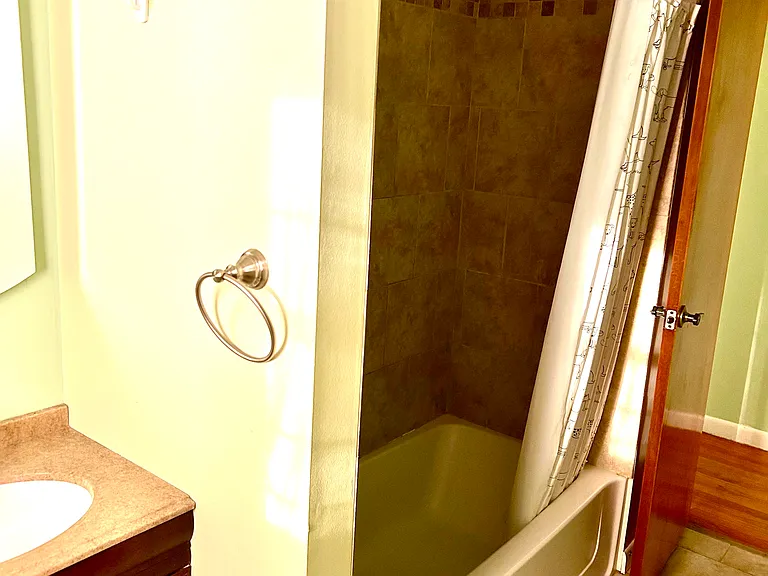 224 Sycamore Dr — Photo 15