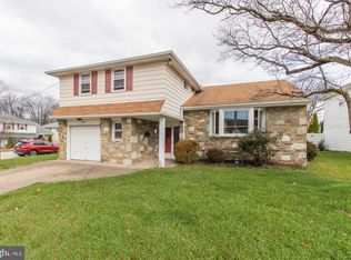 631 Wynmill Pl, Philadelphia, PA 19115