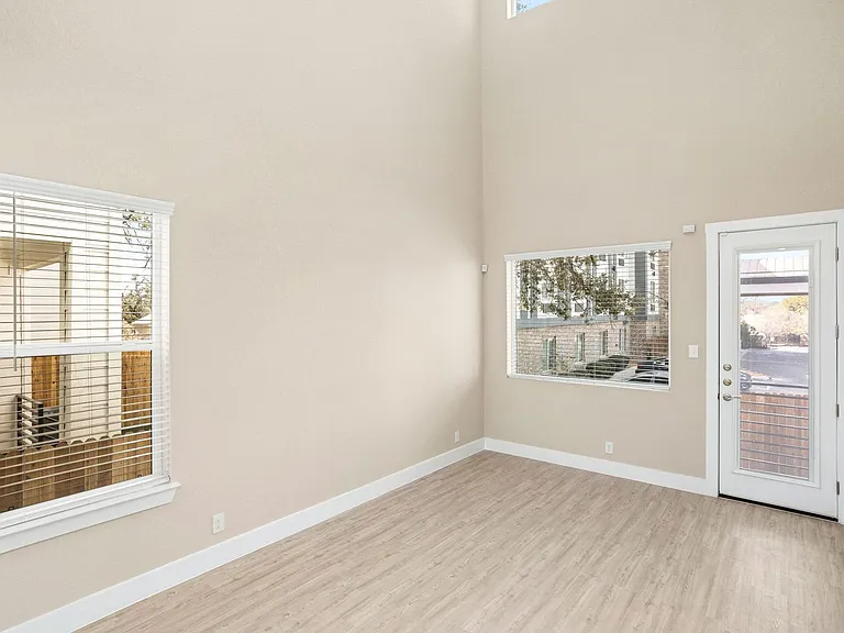 11830 Zarkava Way — Photo 10