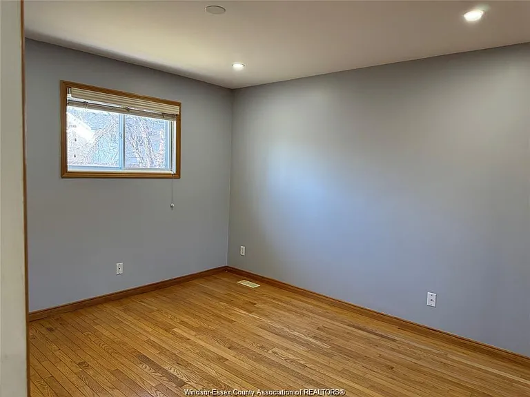 2643 Carissa Ave #UPPER — Photo 5