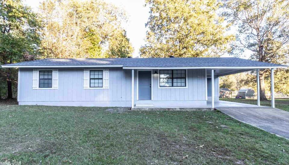 1st image of 34 Whippoorwill Dr