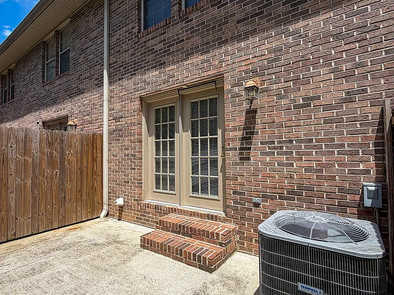 411 N Thornton Ave #2 — Photo 24