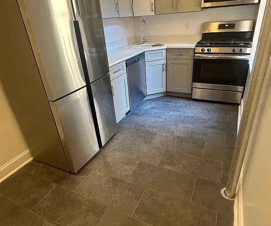 3692 Broadway #3B
