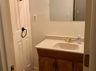 717 Garden Rd, Aberdeen, NC 28315