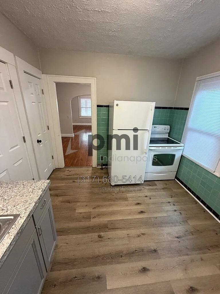 1 bed, 1.0 bath, 816 sqft, $953 — Photo 3