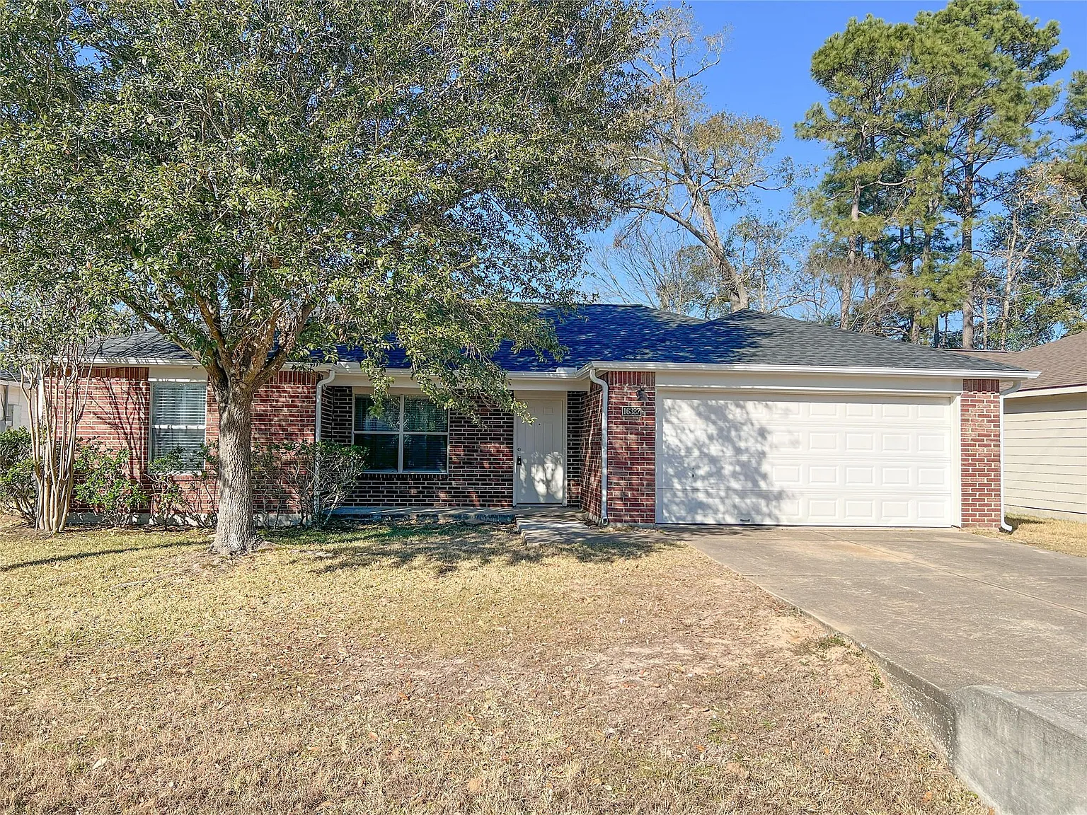 3 bed, 2.0 bath, 1118 sqft, $1,600 — Photo 1