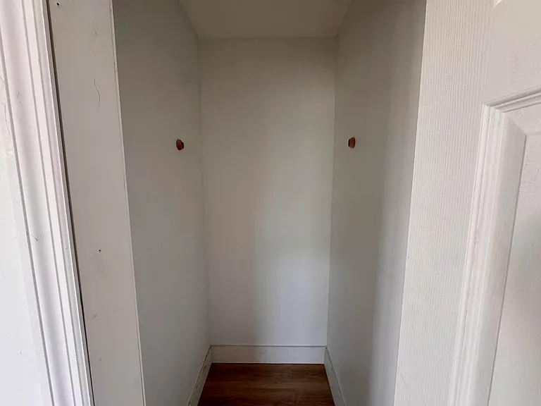 2513 Avenue E — Photo 10
