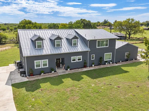 9658 S Foster Rd, San Antonio, TX 78222