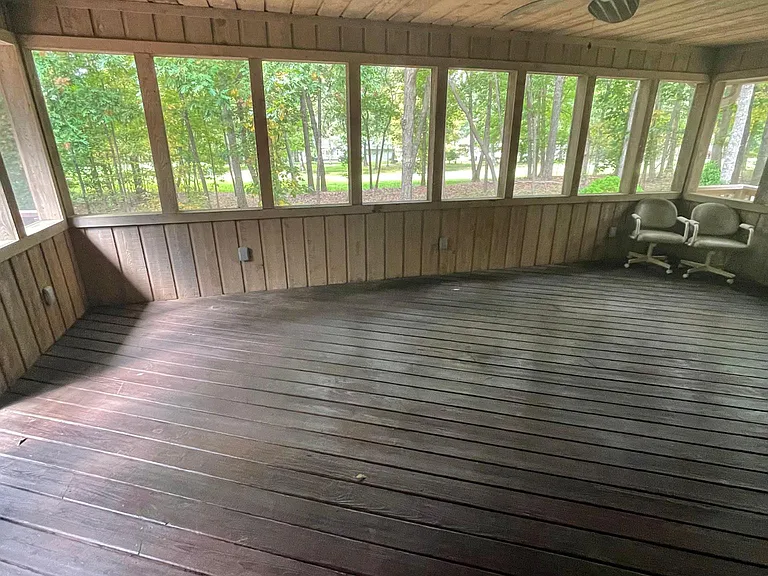 126 Rolling Green Dr — Photo 20