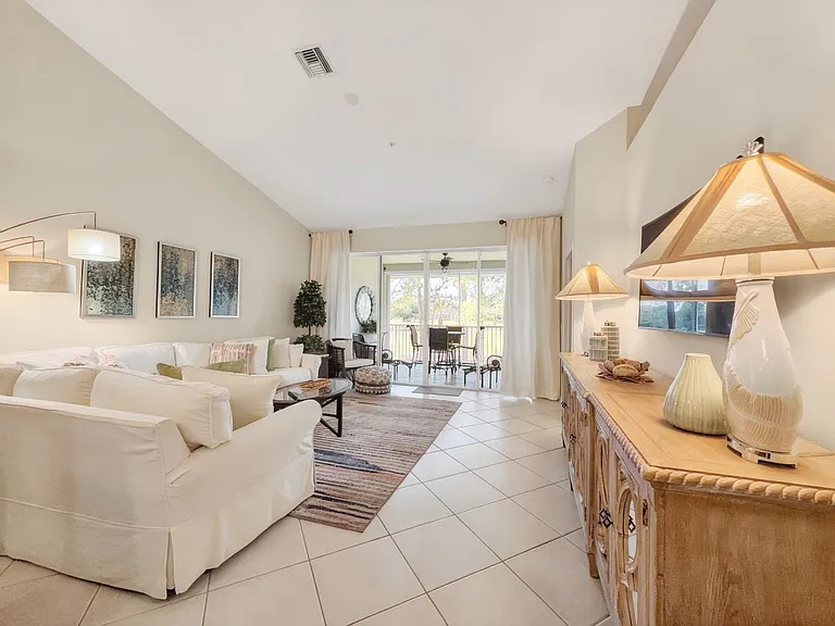 8175 Celeste Dr #1230 — Photo 20