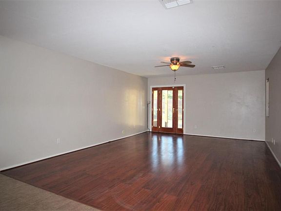 4th image of 44759 W Gavilan Dr