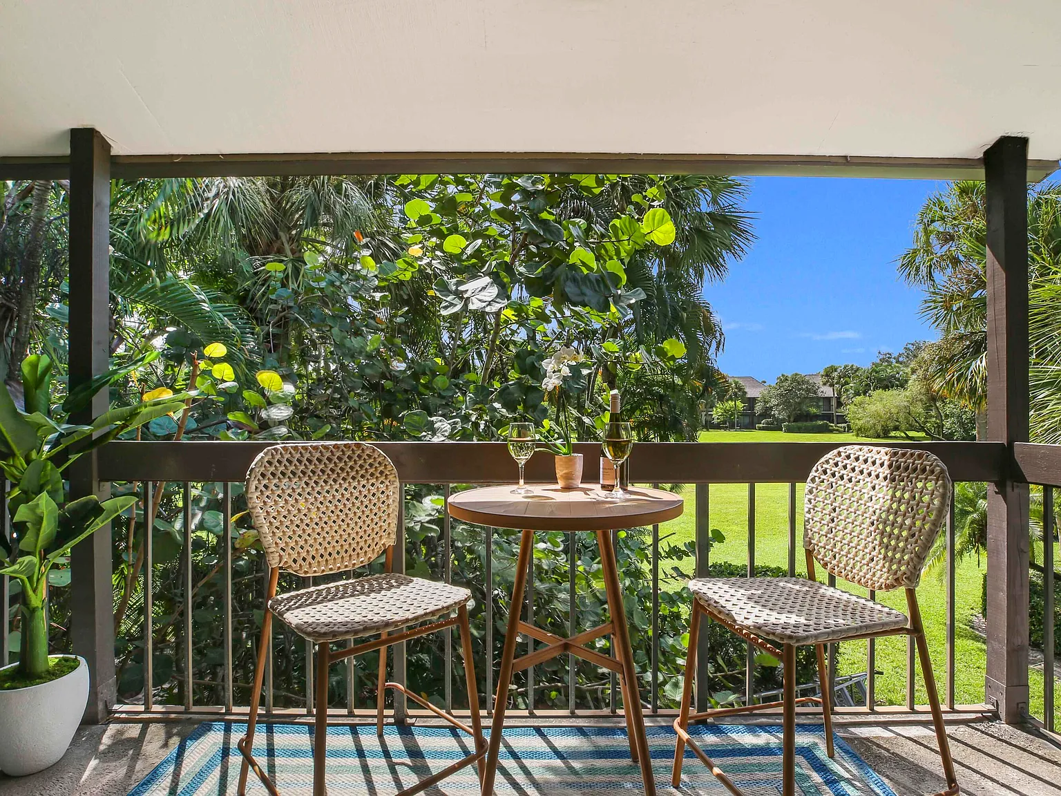 1 bed, 900 sqft, $6,000 — Photo 4