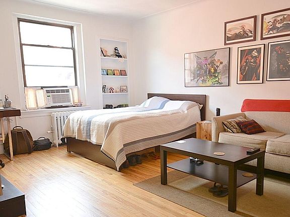 5th image of 201 Sullivan St APT 3B