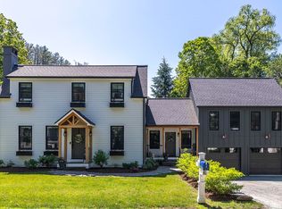 2 Maple St, Woodstock, VT 05091