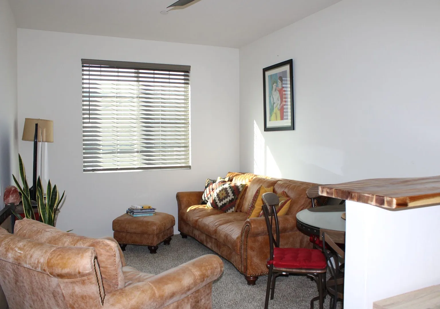 Furnished 2 bedroom in Tehachapi — Photo 3