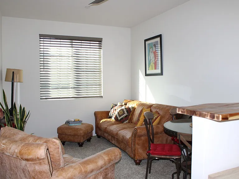 1327 Clasico Dr — Photo 3