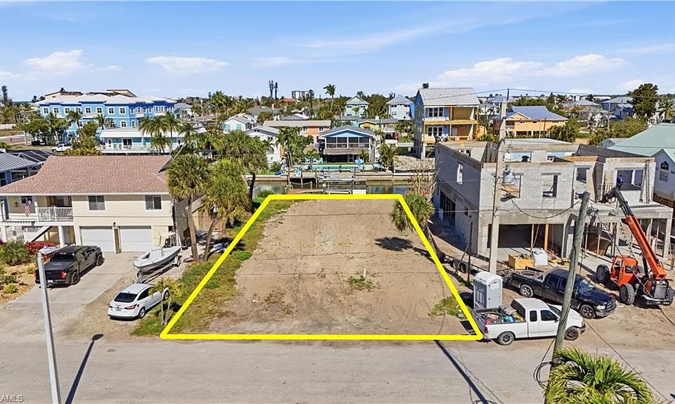 1st image of 129 Curlew ST