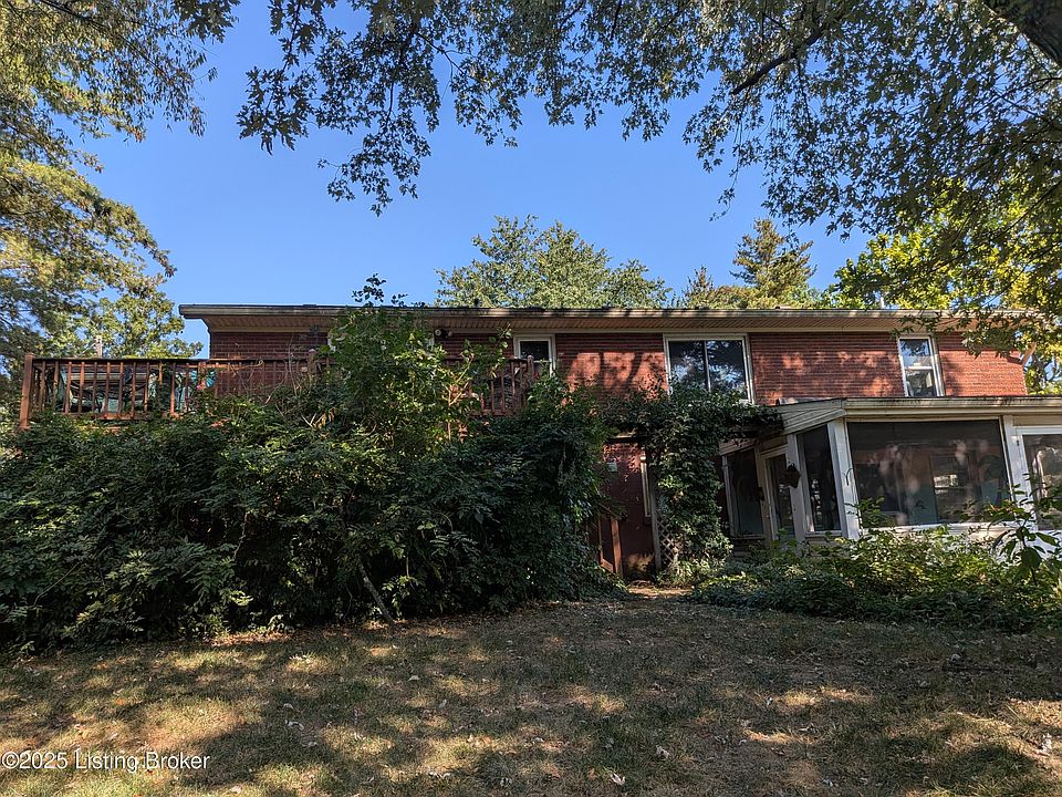 2nd image of 266 Bonniemere Rd
