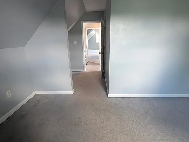 14 Kessler Pl #2 — Photo 28