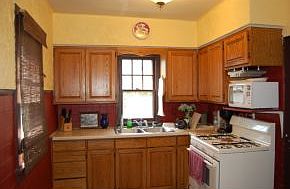 2nd image of 152 E McWilliams St