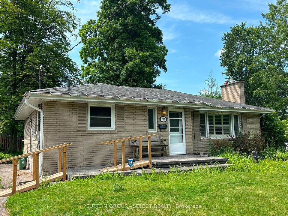 1st image of 316 Ridgewood Cres