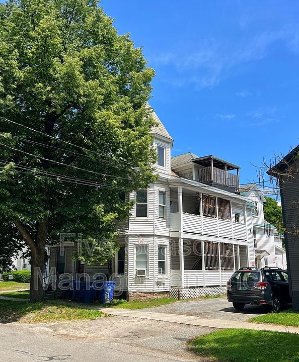 1st image of 40 Intervale Ave APT 6
