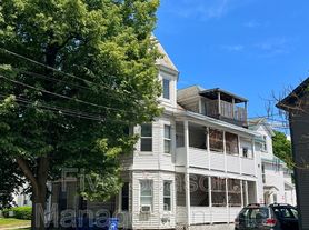 40 Intervale Ave, Burlington, VT