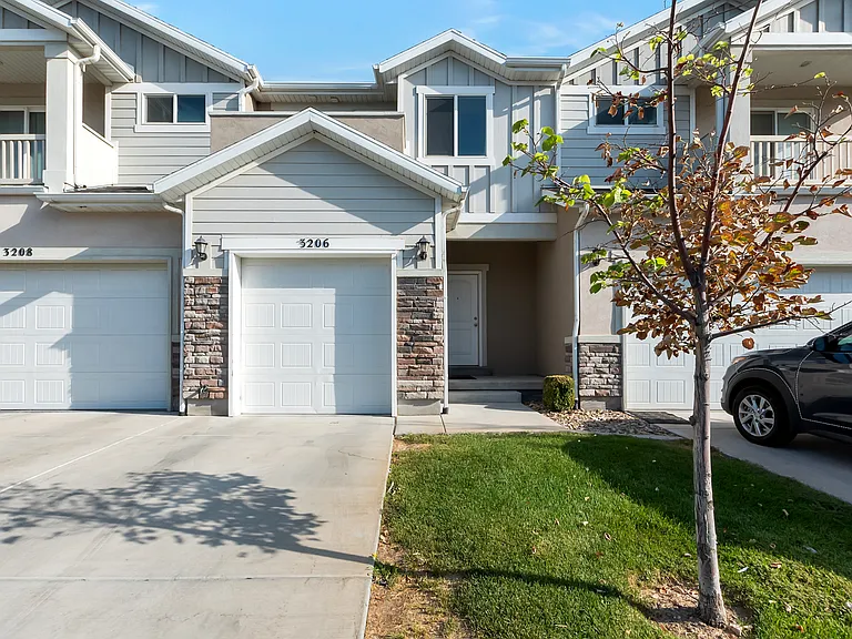 3026 W Prairie Grass Dr — Photo 1