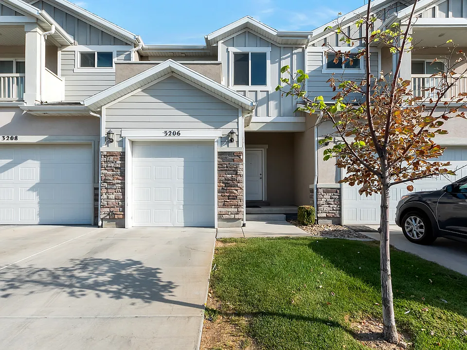 3026 W Prairie Grass Dr