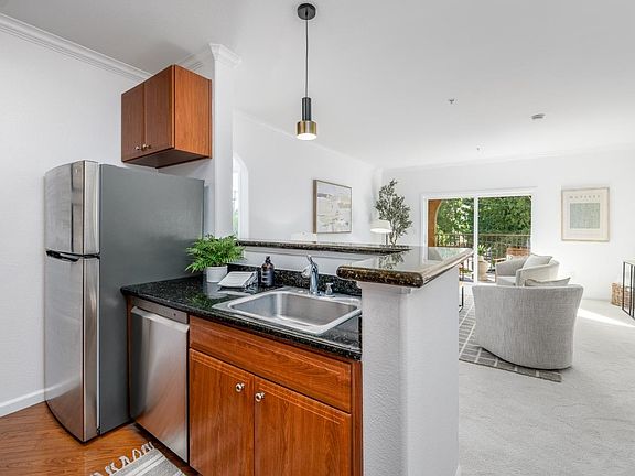 5th image of 801 S Winchester Blvd APT 4204